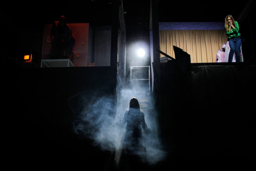 Bühnenbild für das Oper "My Corporate Identity" - Neue Szenen III - Ivan Ivanov - Deutsche Oper Berlin - Tischlerei